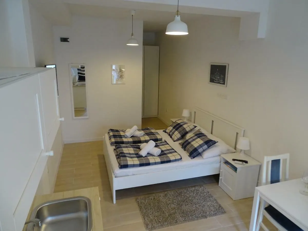 Job Studio Apartments Split